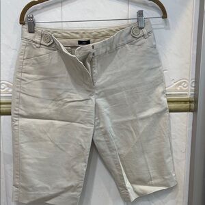 Talbots Cream Women's Bermudas